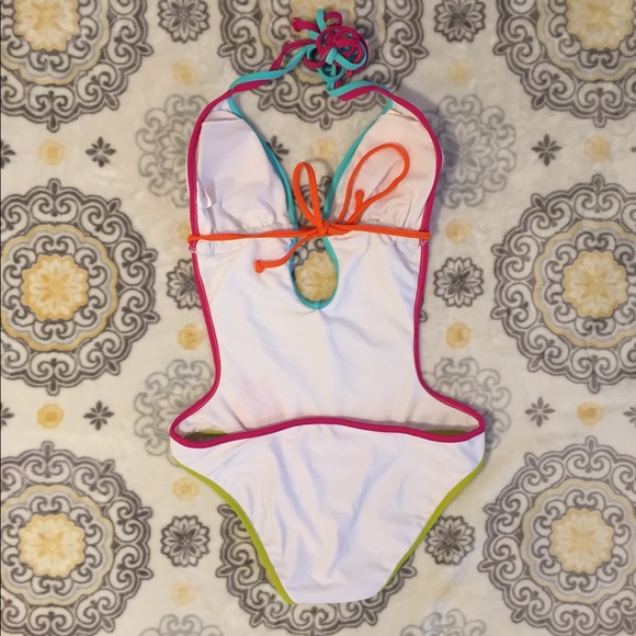 Xhilaration swimsuit size M - Picture 2 of 5